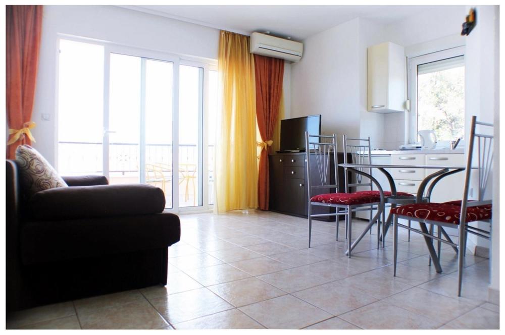 Apartments By The Sea Razanj, Rogoznica - 11347 Luaran gambar